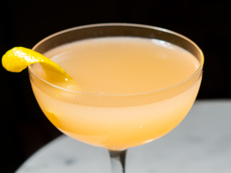 This French Blonde Cocktail Tastes Like a Parisian Summer